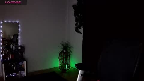 Snapshot of kendracam69 chatting on January 13, 2:07 am Kendra online show from January 13, 2:07 am