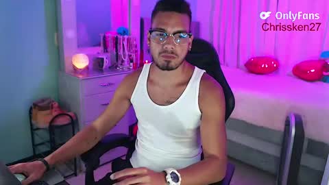 Chriss Morales online show from March 12, 12:09 am