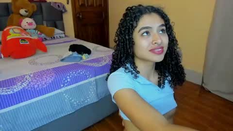 Kenia online show from July 4, 8:34 pm