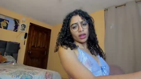 Kenia online show from June 25, 9:31 pm