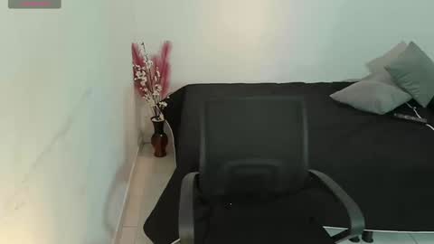 kenna online show from December 6, 10:46 pm
