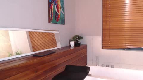 Kenny Thompson online show from March 2, 8:04 pm