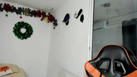 kenshi_roa online show from February 10, 8:23 pm