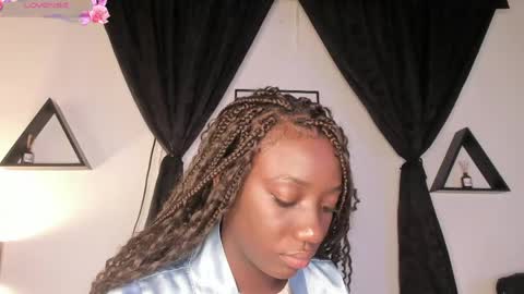 KENTHA  online show from March 11, 11:57 am