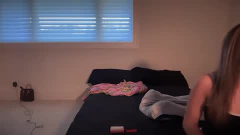 Snapshot of kenziesmithh chatting on September 18, 8:02 pm kenziesmithh online show from September 18, 8:02 pm