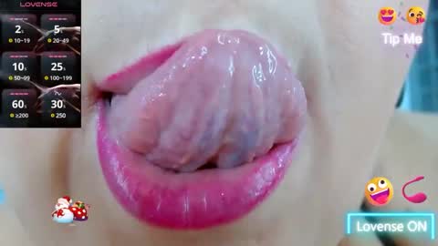 K E R L Y online show from February 12, 5:05 pm