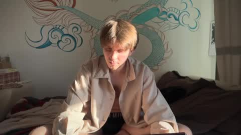 Kero online show from March 7, 2:12 pm