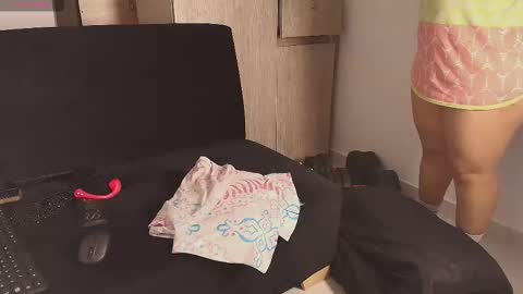 KESHA online show from March 9, 5:56 am