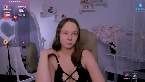Snapshot of ketrin_n_ chatting on February 4, 10:21 am Ketrin online show from February 4, 10:21 am