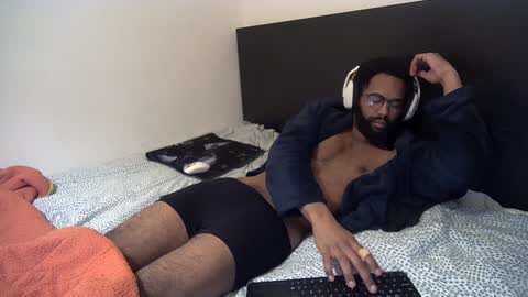 kevi4 online show from February 7, 2:51 am