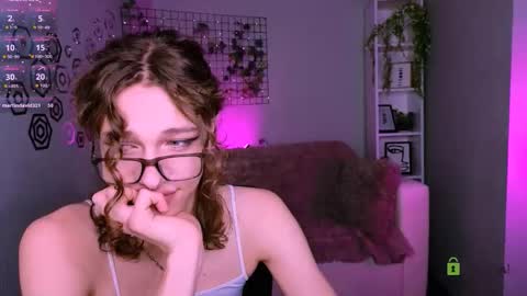 kevi here online show from October 16, 8:51 pm