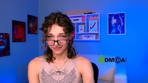 kevi here online show from October 10, 9:04 am