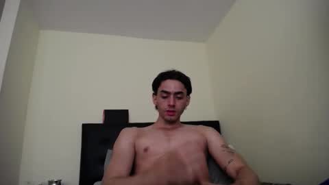 kevin777623 online show from March 19, 8:25 pm