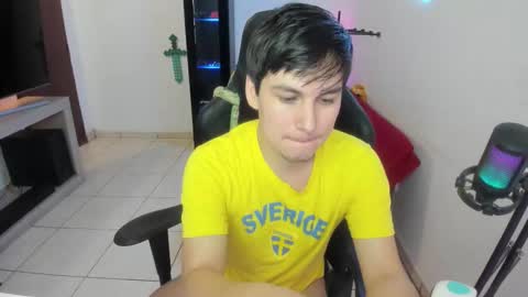 Kevin online show from November 15, 11:39 pm