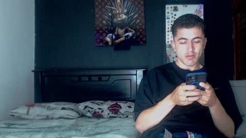 Kevin  y marlon online show from December 5, 2:26 am