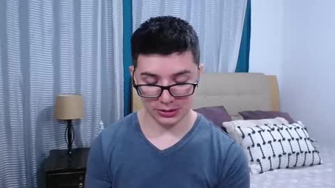 Kevin online show from April 15, 8:53 pm