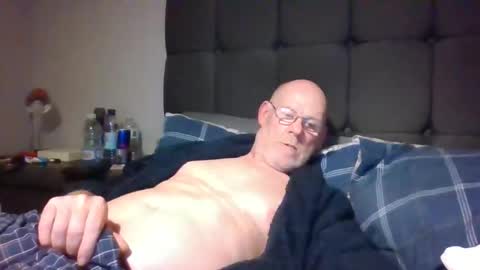 kevlooking4sez online show from May 31, 2:10 am
