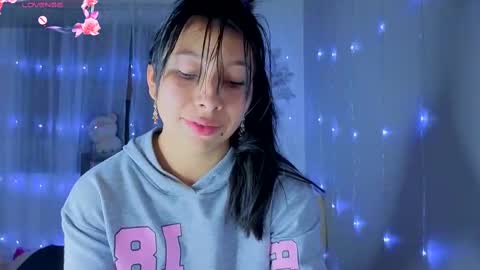 keyla meow2002 online show from September 18, 2:15 am