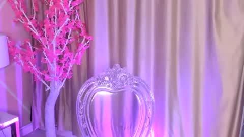 Keyla noa online show from April 6, 11:22 am