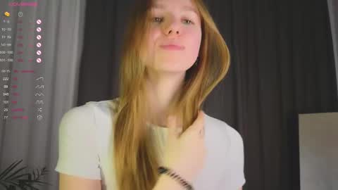 Snapshot of keylalong chatting on March 3, 12:17 pm Hi Im Mary Glad to see you in my room PVT is open online show from March 3, 12:17 pm