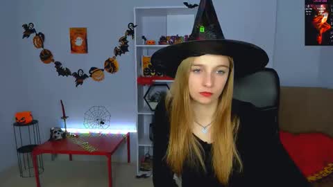 Keylas online show from October 31, 1:55 pm