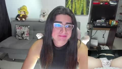 Khalifa Kasumi online show from April 18, 8:05 am