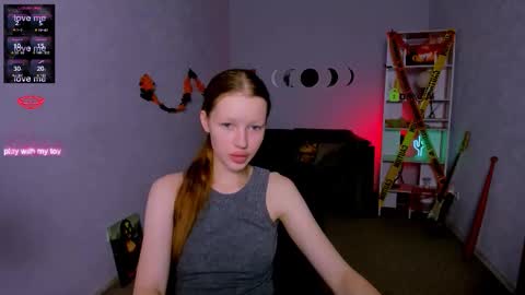 khloebeauty online show from October 26, 8:19 pm