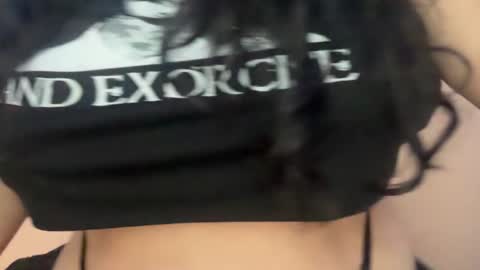 Snapshot of khmerdoll chatting on January 15, 7:15 am Khmer Doll online show from January 15, 7:15 am