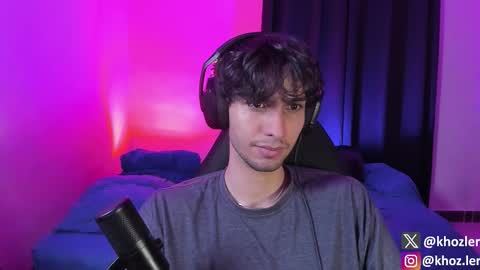 khozler_ online show from November 4, 4:47 am