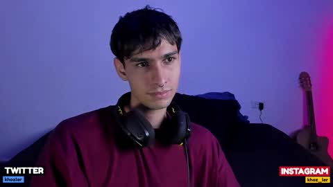 Snapshot of khozler_ chatting on January 26, 2:03 am khozler_ online show from January 26, 2:03 am