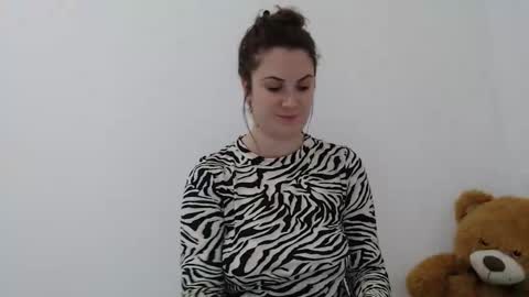 Sarah online show from February 20, 6:43 pm