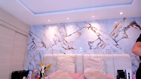    N         M online show from March 7, 12:05 pm