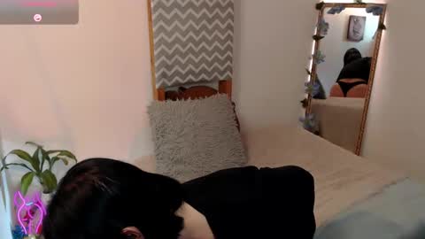 Kiara Bermont online show from October 16, 7:13 pm