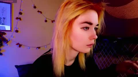 Kira online show from January 8, 10:37 pm