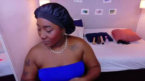 Kiara online show from May 9, 2:06 am