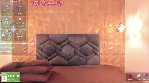 kiara_velvet__ online show from January 8, 8:36 pm