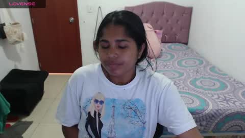 Snapshot of kiara_williamss chatting on January 10, 6:49 pm Kiara online show from January 10, 6:49 pm