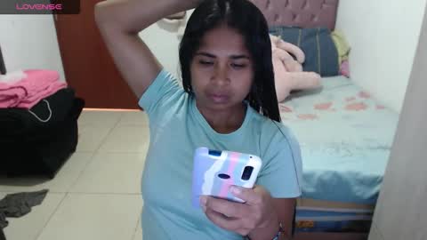 Snapshot of kiara_williamss chatting on September 16, 6:33 pm Kiara online show from September 16, 6:33 pm