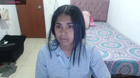 Snapshot of kiara_williamss chatting on January 31, 10:52 pm Kiara online show from January 31, 10:52 pm