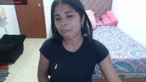 Snapshot of kiara_williamss chatting on February 21, 2:28 am Kiara online show from February 21, 2:28 am