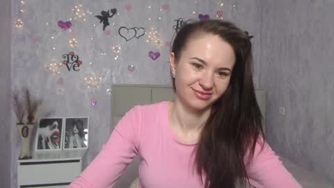 Snapshot of kiaracriegs chatting on March 7, 2:57 am Kara online show from March 7, 2:57 am