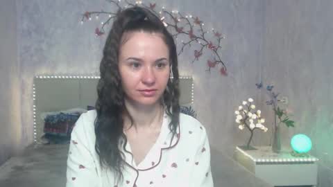 Kara online show from March 25, 6:25 pm