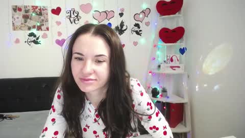Snapshot of kiaracriegs chatting on February 26, 11:30 pm Kara online show from February 26, 11:30 pm