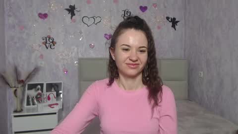 Snapshot of kiaracriegs chatting on February 17, 4:53 am Kara online show from February 17, 4:53 am