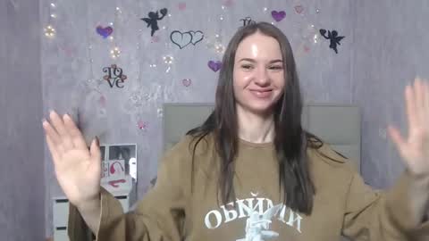 Snapshot of kiaracriegs chatting on March 1, 6:32 pm Kara online show from March 1, 6:32 pm