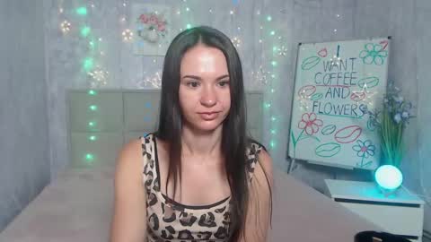 Snapshot of kiaracriegs chatting on September 20, 7:28 pm Kara online show from September 20, 7:28 pm