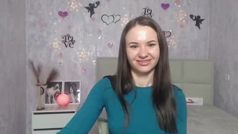 Snapshot of kiaracriegs chatting on March 10, 12:18 am Kara online show from March 10, 12:18 am