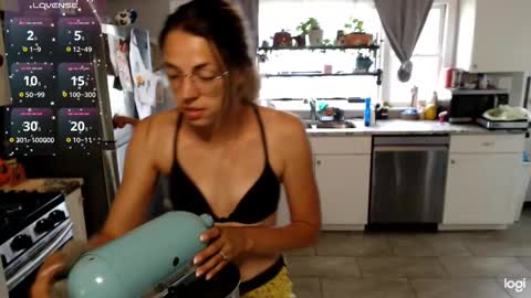 Kiersten online show from October 7, 5:09 pm