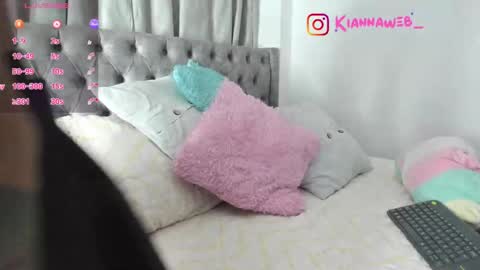 INSTAGRAM Kiannaweb  online show from March 11, 3:14 am