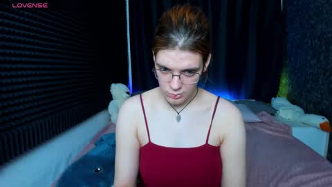 Kiki online show from January 21, 1:11 pm